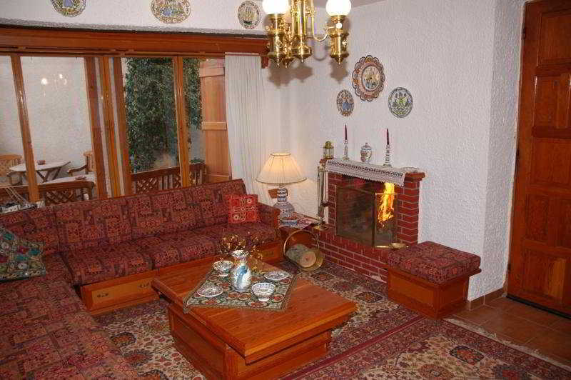 Guesthouse Papanikolaou Литохоро Экстерьер фото