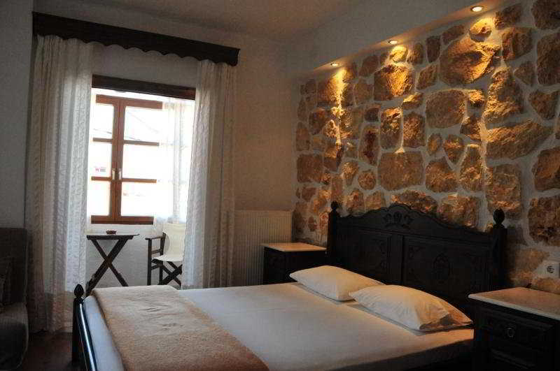 Guesthouse Papanikolaou Литохоро Экстерьер фото
